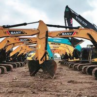 Risks are affected by a variety of factors, such as unstable geological conditions and the skill level of operators. The severity of the accident determines the intensity of the risk, for example, the overturning of a large excavator may cause significant losses. The duration of the risk varies depending on the type of accident, with minor failures being quickly repaired and serious accidents resulting in long-term downtime. Different construction areas have different risk characteristics, such as higher landslide risks in mountainous areas and greater risks of collisions with surrounding buildings in urban construction. Risks can be divided into direct risks (such as construction interruptions caused by equipment failure) and indirect risks (chain reactions that affect the progress of the entire project). The risks faced by companies are wide-ranging, including economic and reputational aspects. When an accident occurs, companies may face high repair and compensation costs, as well as losses caused by construction delays; effectively avoiding or reducing risks can save costs and increase project returns. Risks are affected by a variety of factors, such as unstable geological conditions and the skill level of operators. The severity of the accident determines the intensity of the risk, for example, the overturning of a large excavator may cause significant losses. The duration of the risk varies depending on the type of accident, with minor failures being quickly repaired and serious accidents resulting in long-term downtime. Different construction areas have different risk characteristics, such as higher landslide risks in mountainous areas and greater risks of collisions with surrounding buildings in urban construction. Risks can be divided into direct risks (such as construction interruptions caused by equipment failure) and indirect risks (chain reactions that affect the progress of the entire project). The risks faced by companies are wide-ranging, including economic and reputational aspects. When an accident occurs, companies may face high repair and compensation costs, as well as losses caused by construction delays; effectively avoiding or reducing risks can save costs and increase project returns.